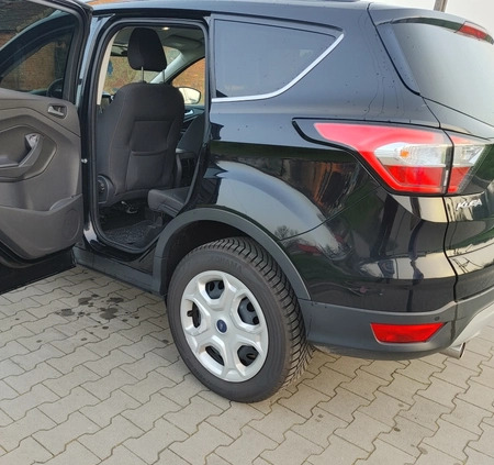 Ford Kuga cena 68900 przebieg: 150292, rok produkcji 2018 z Bydgoszcz małe 121